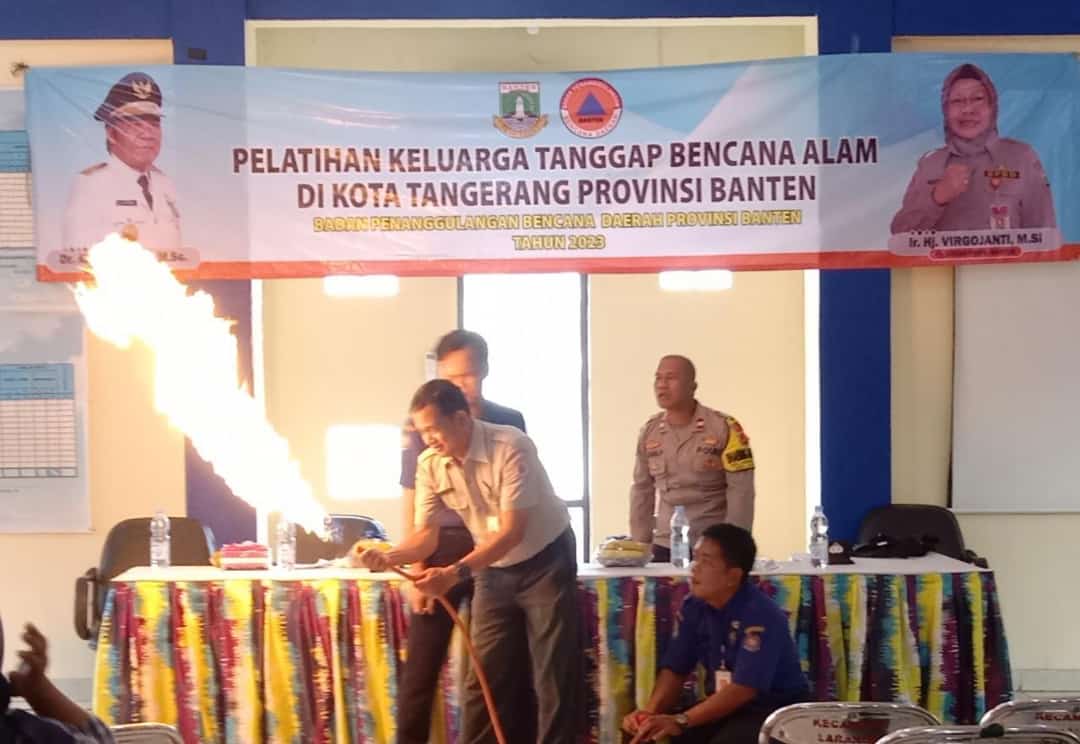 KEC LARANGAN | Pelatihan Keluarga Tanggap Bencana Alam Bagi Warga ...