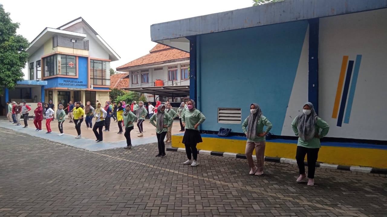 SENAM PAGI RUTIN DIHARI JUM'AT