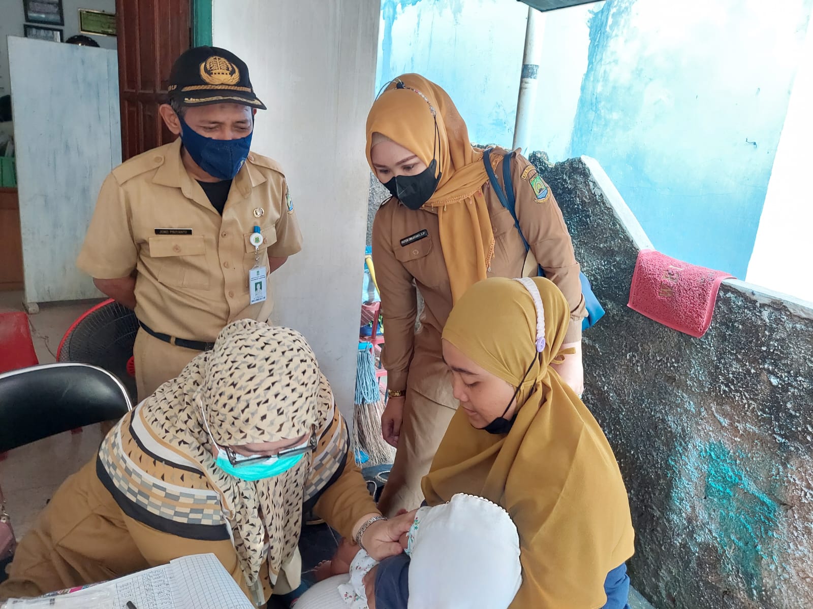 MONITORING POSYANDU BELIMBING RW. 005 DAN PEMBERIAN VITAMIN A