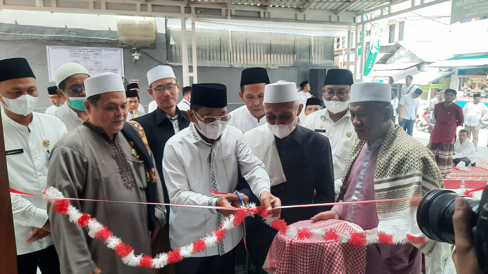 Peresmian Masjid  Jami' Al-Barkah Kelurahan Cipadu