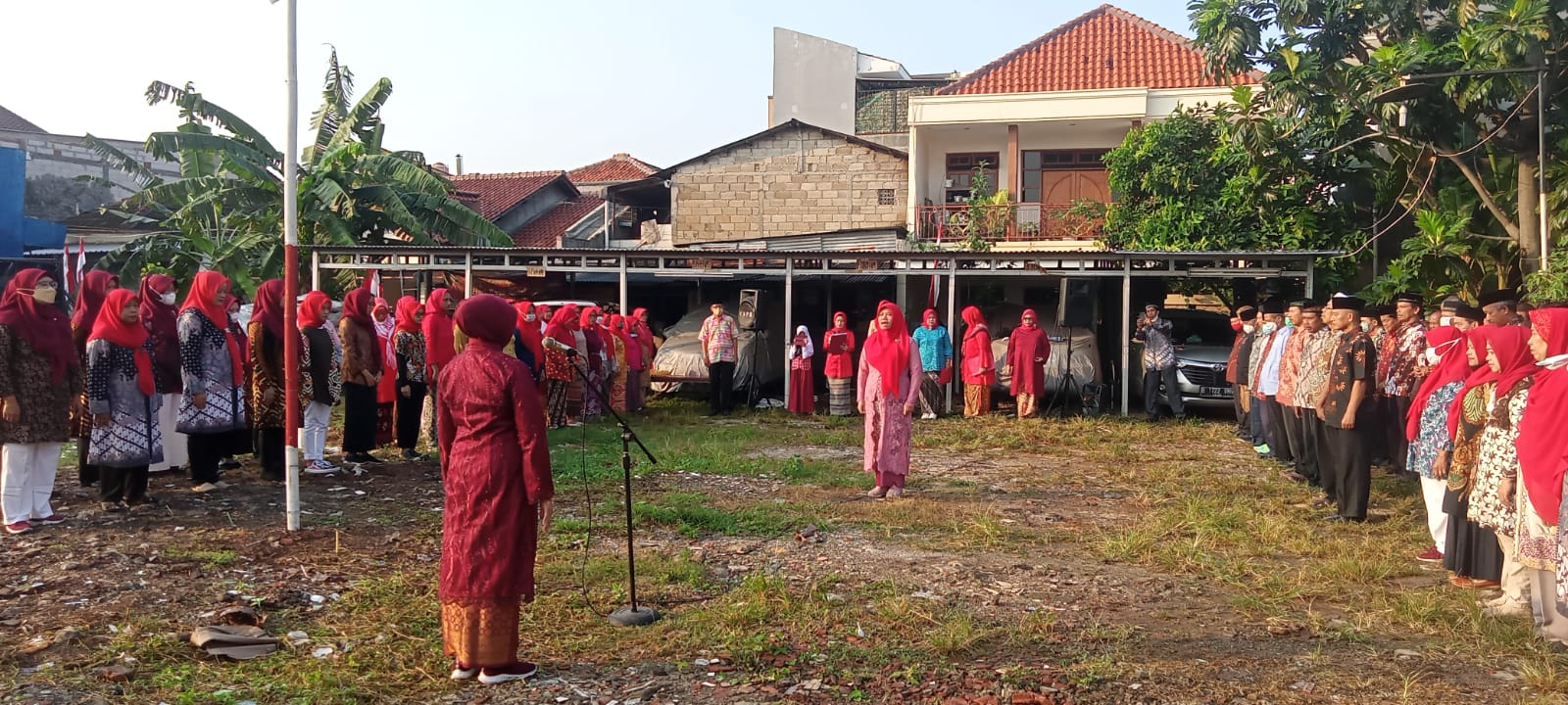 Upacara Bendera HUT RI ke- 77 Tingkat RW