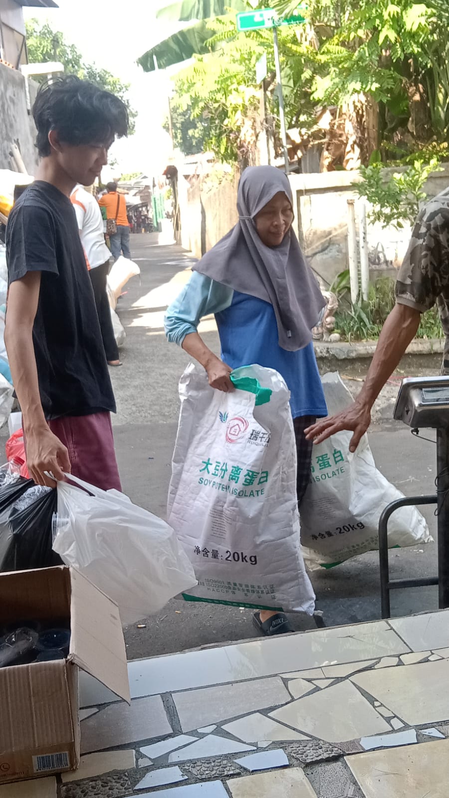 MONITORING PENIMBANGAN SAMPAH