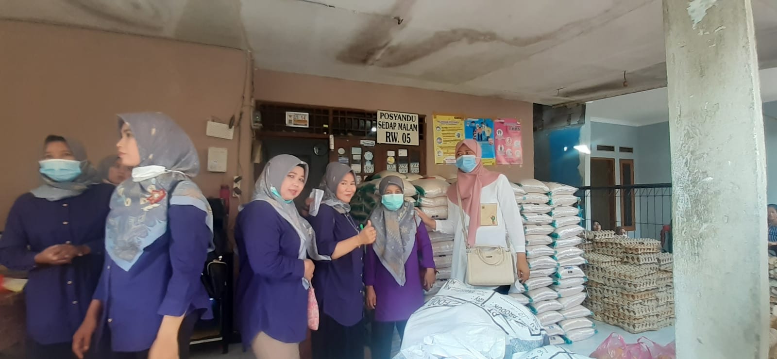 MONITORING PEMBAGIAN BPNT RW. 005 