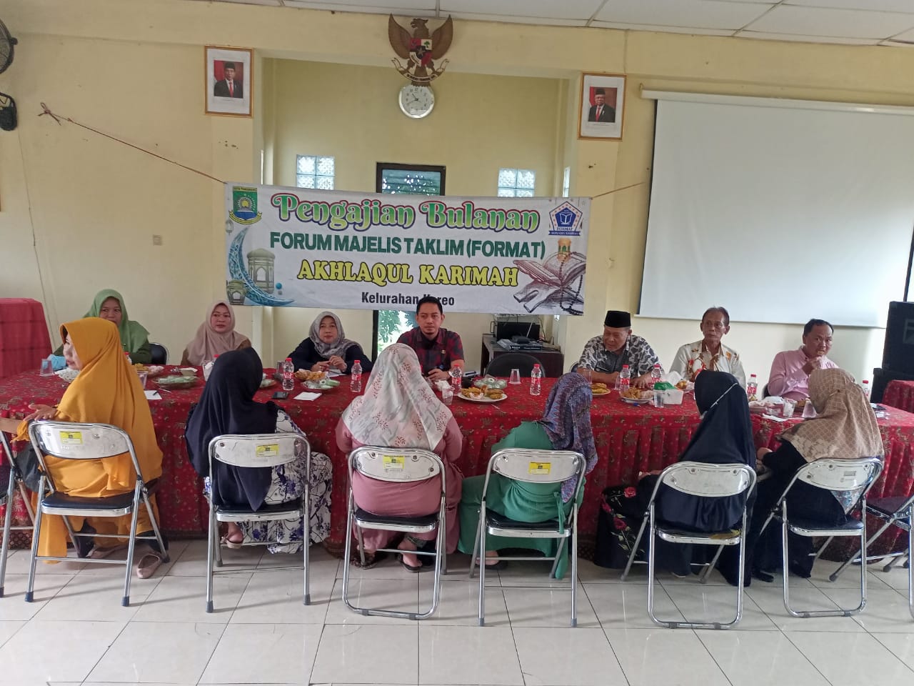 Giat rapat koordinasi Pembentukan kepanitiaan Forum Majelis Taklim ( FORMAT ) 