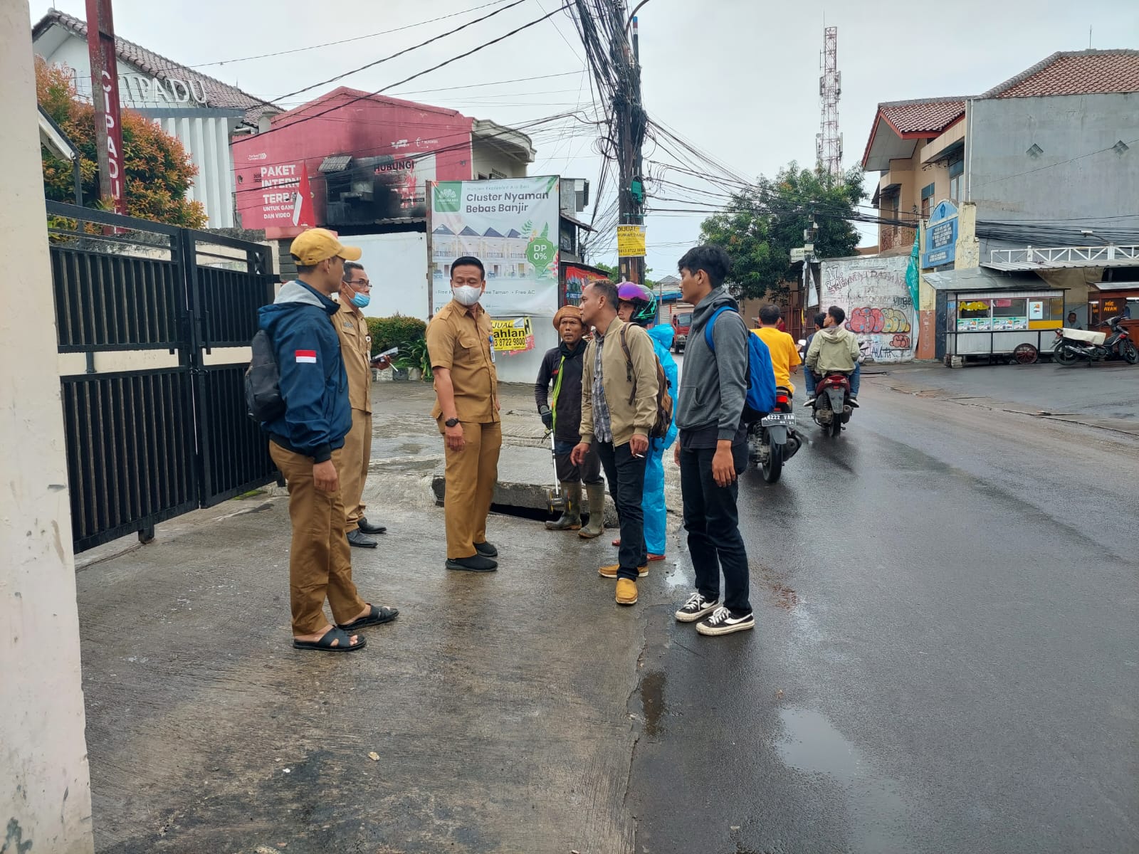 MONITORING LOKASI PENGERJAAN YANG AKAN DI BANGUN DRAINASE