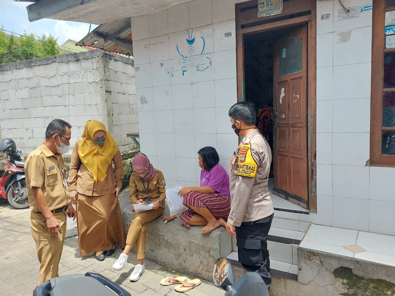 KUNJUNGAN PASIEN KESEHATAN JIWA DIMASYARAKAT