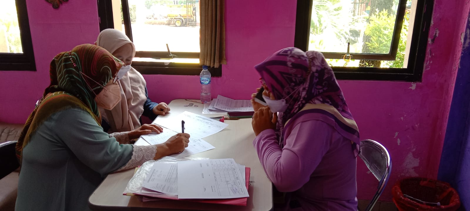 Penanda tanganan SPJ Kader Posyandu