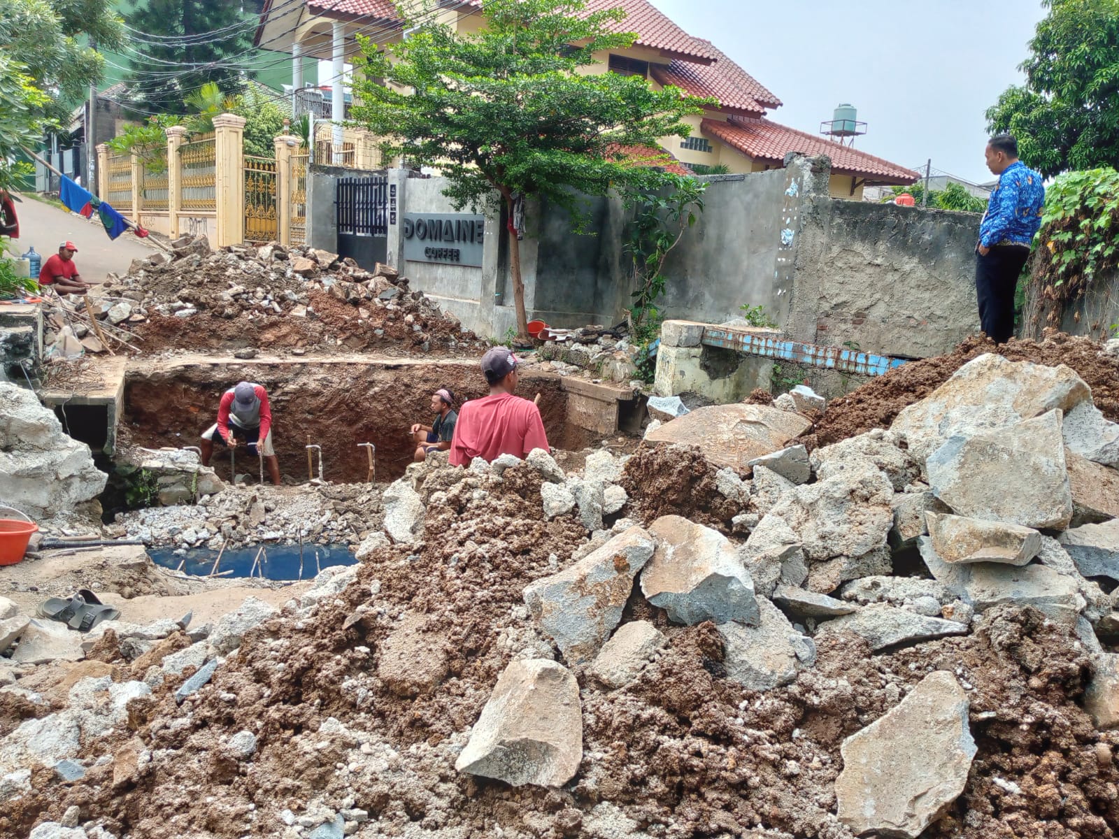 Monitoring pembangunan jembatan